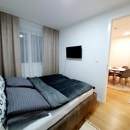 Winter Night Snjezna Dolina Apartmán *